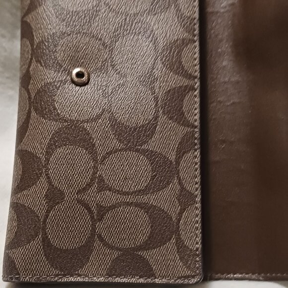 Great Condition Coach Slim Tri Fold Wallet - Picture 3 of 5